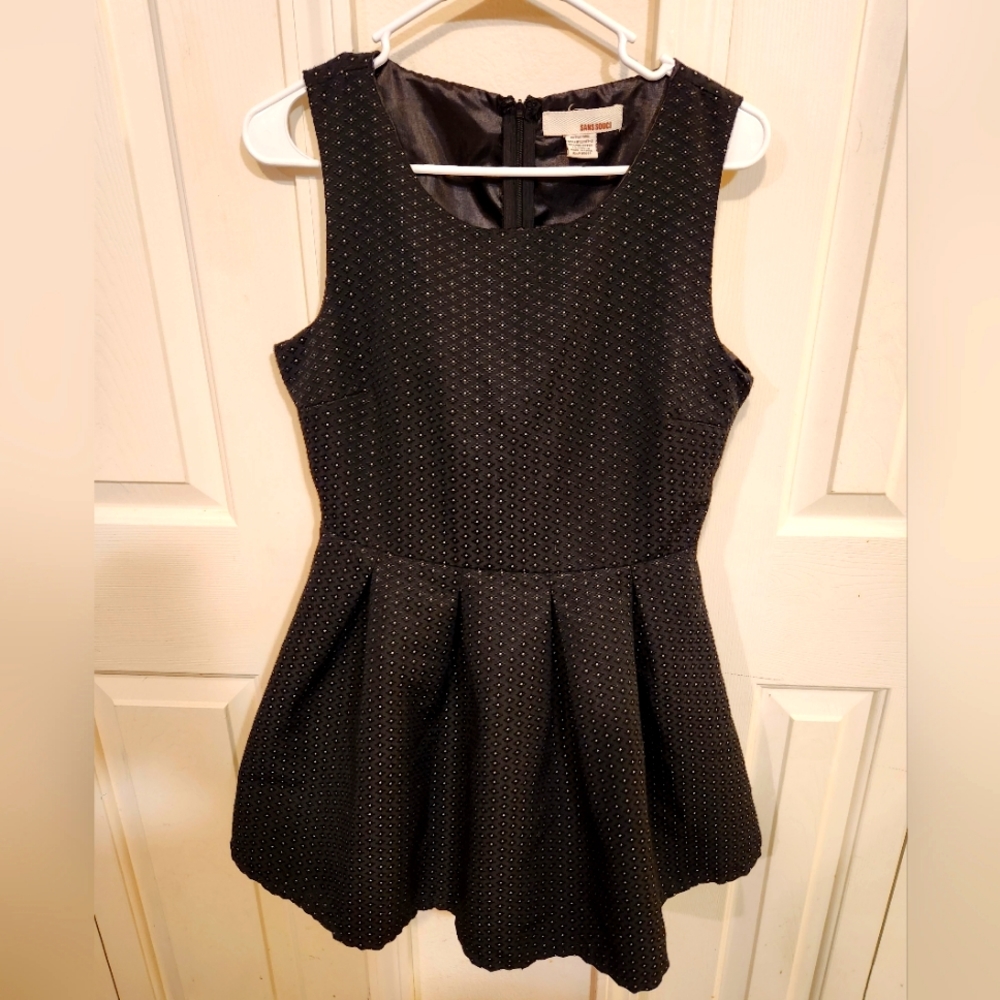 Sans Souci Medium Black Dress